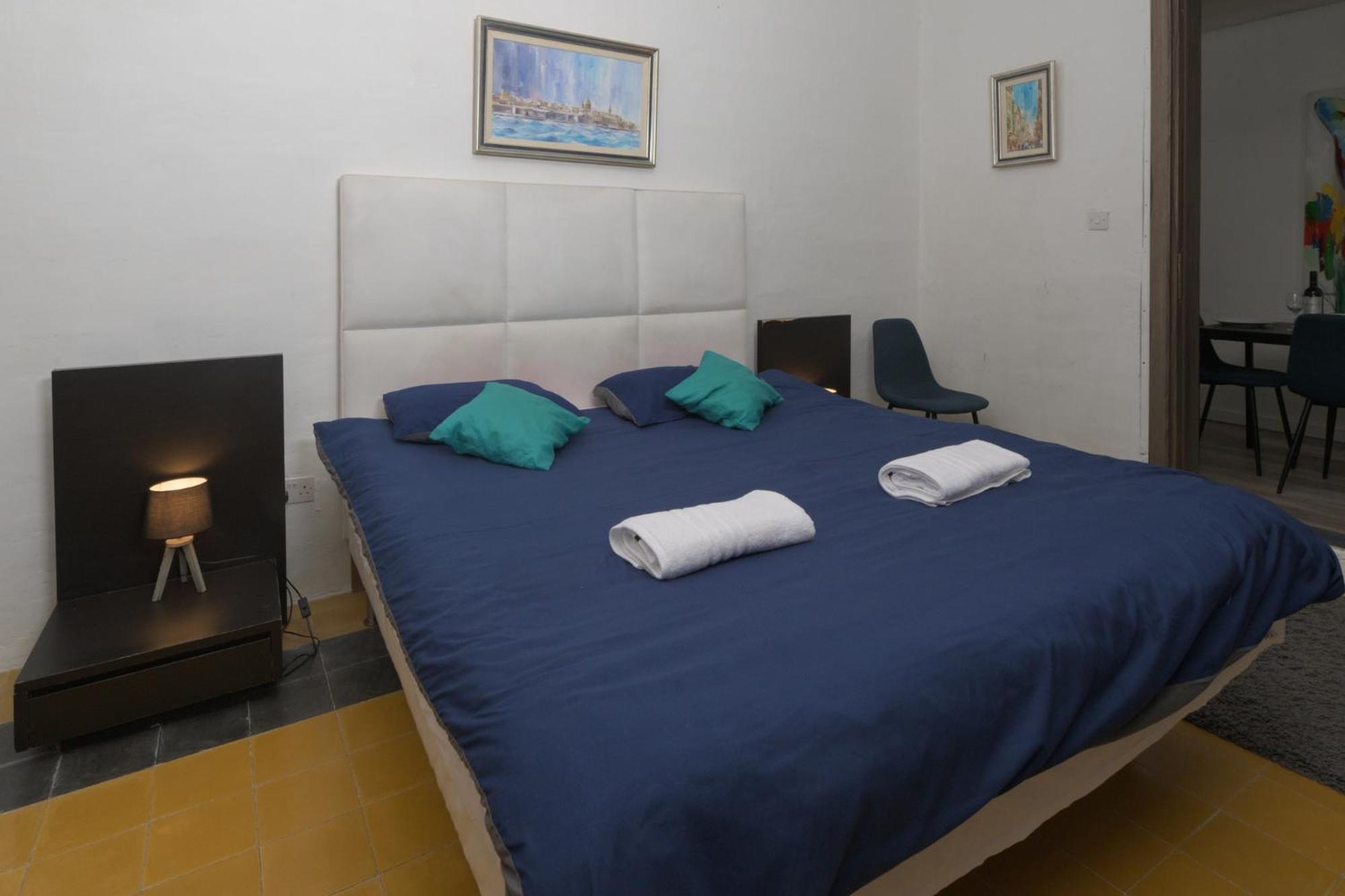 Stylish Valletta 2 Bedrooom City Centre Apartment With Terrace 외부 사진